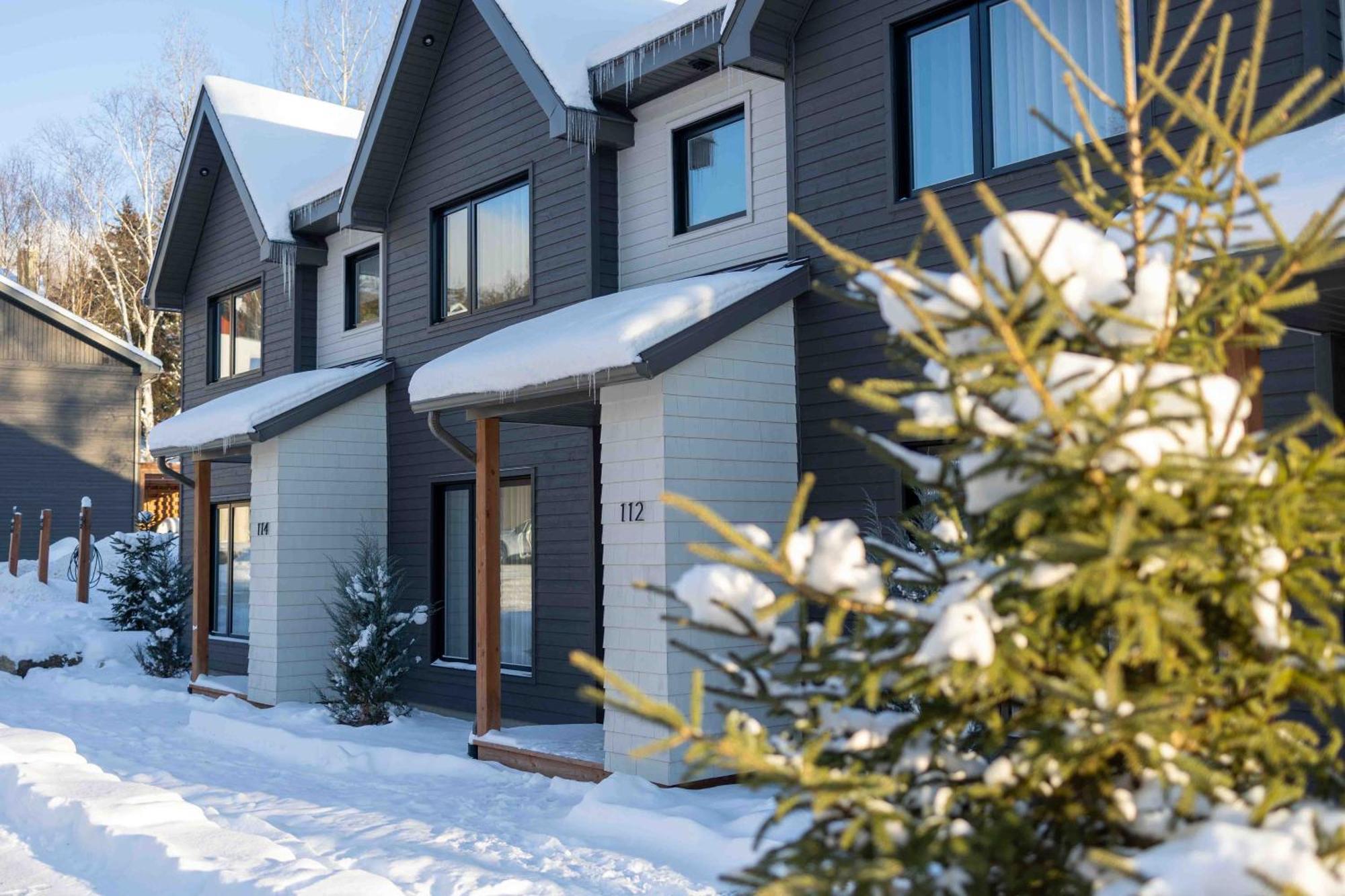 Condos Kamik Tremblant 蒙特朗布朗 外观 照片